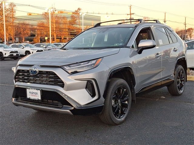 2024 Toyota RAV4 Hybrid SE