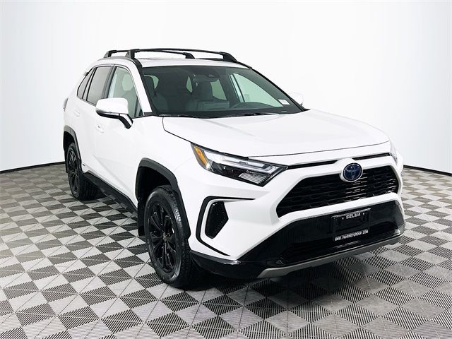 2024 Toyota RAV4 Hybrid SE