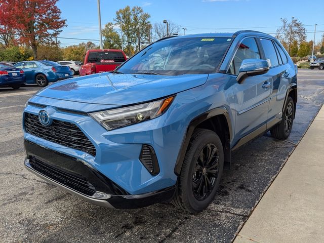 2024 Toyota RAV4 Hybrid SE