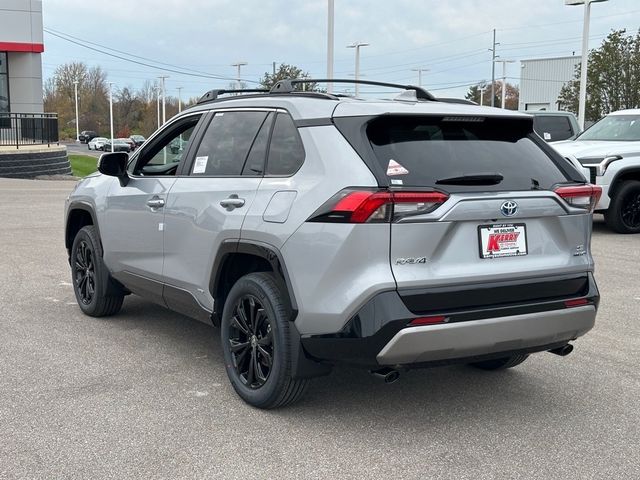 2024 Toyota RAV4 Hybrid SE