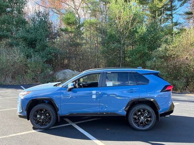 2024 Toyota RAV4 Hybrid SE