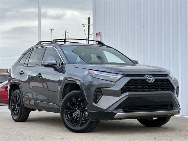 2024 Toyota RAV4 Hybrid SE