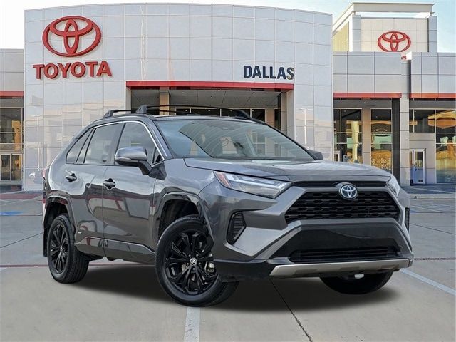 2024 Toyota RAV4 Hybrid SE