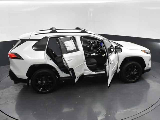 2024 Toyota RAV4 Hybrid SE