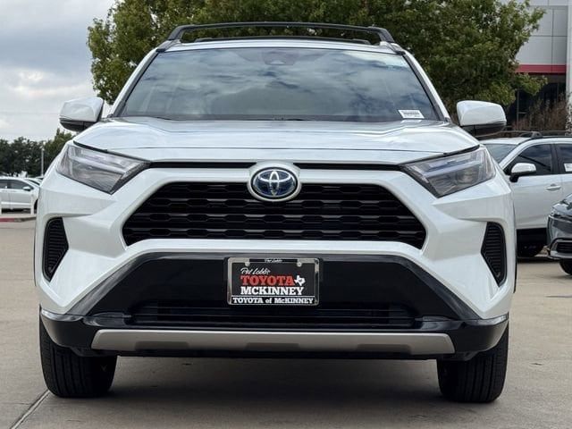 2024 Toyota RAV4 Hybrid SE