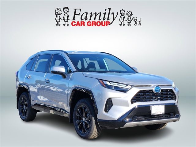 2024 Toyota RAV4 Hybrid SE