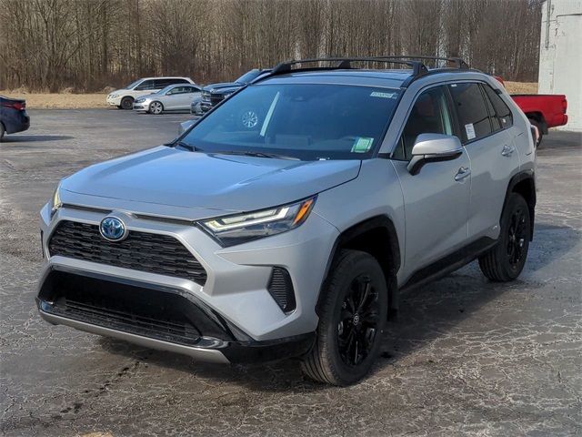 2024 Toyota RAV4 Hybrid SE