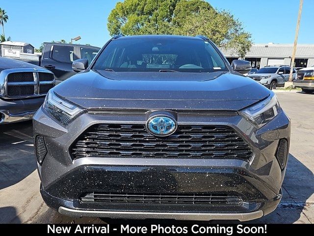 2024 Toyota RAV4 Hybrid SE