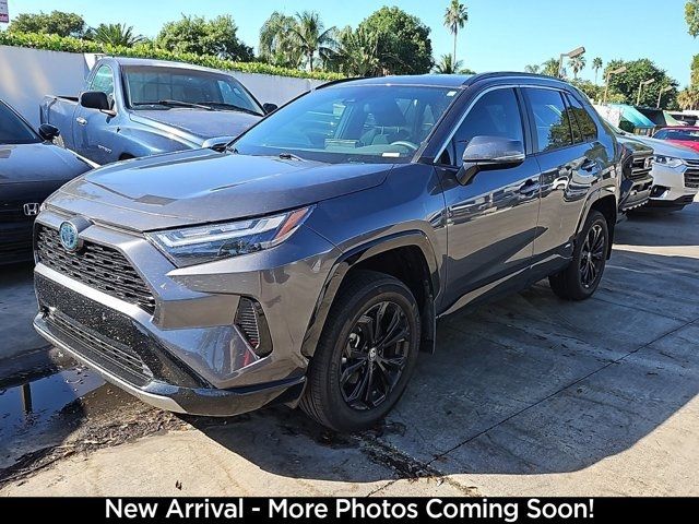 2024 Toyota RAV4 Hybrid SE