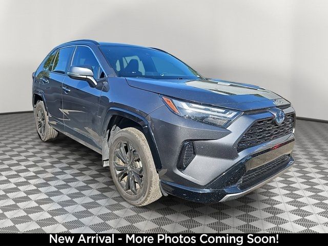 2024 Toyota RAV4 Hybrid SE