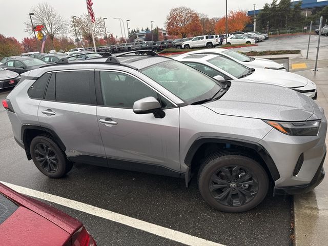 2024 Toyota RAV4 Hybrid SE