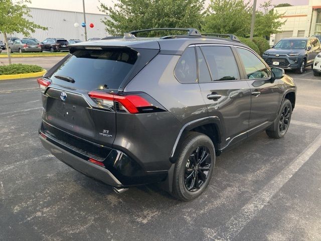 2024 Toyota RAV4 Hybrid SE