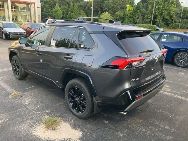 2024 Toyota RAV4 Hybrid SE