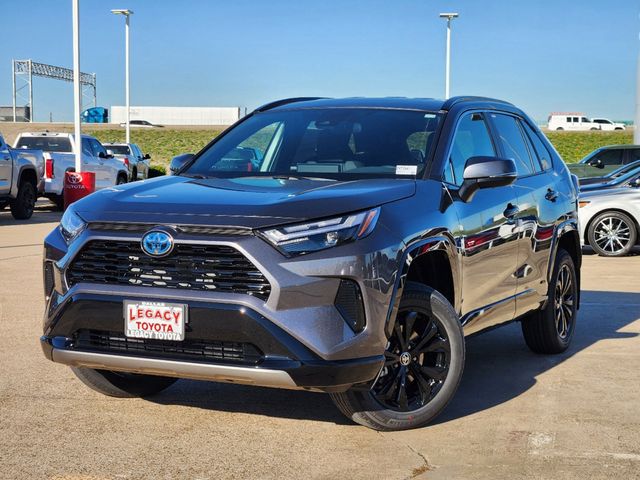 2024 Toyota RAV4 Hybrid SE