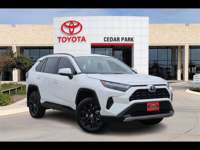 2024 Toyota RAV4 Hybrid SE