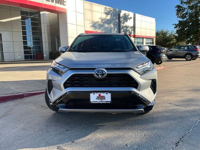 2024 Toyota RAV4 Hybrid SE