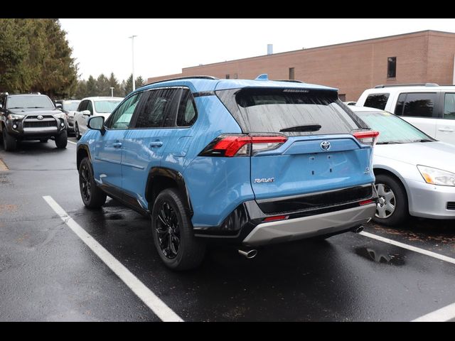 2024 Toyota RAV4 Hybrid SE