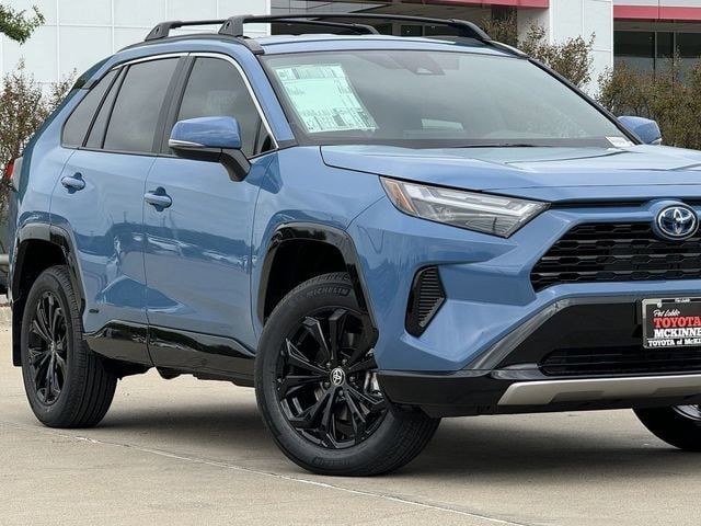 2024 Toyota RAV4 Hybrid SE