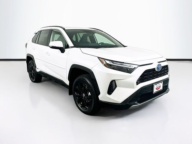 2024 Toyota RAV4 Hybrid SE