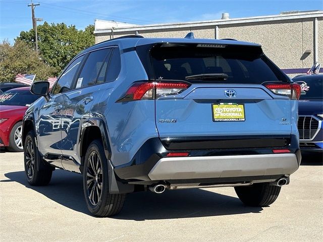 2024 Toyota RAV4 Hybrid SE