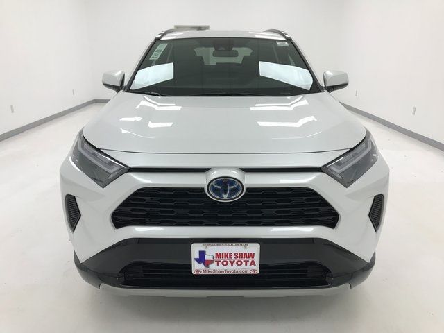 2024 Toyota RAV4 Hybrid SE