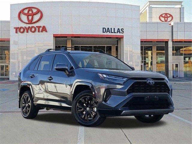 2024 Toyota RAV4 Hybrid SE