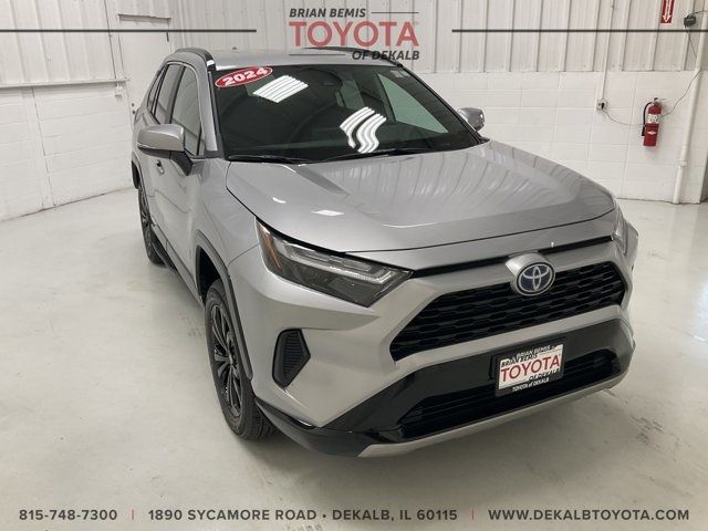 2024 Toyota RAV4 Hybrid SE