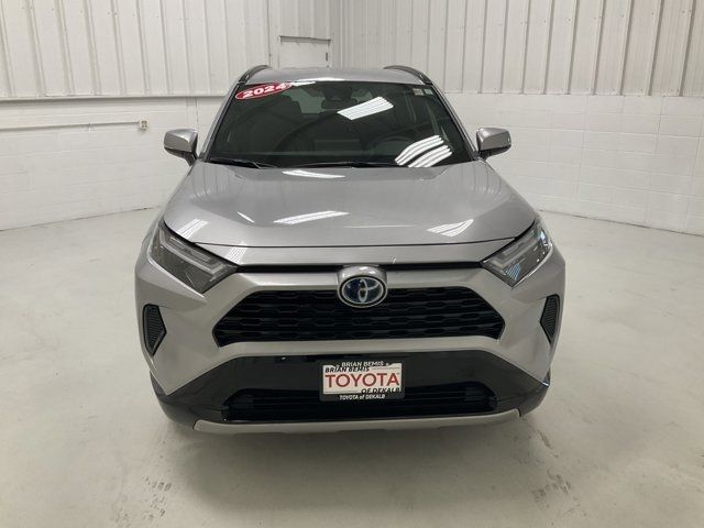 2024 Toyota RAV4 Hybrid SE