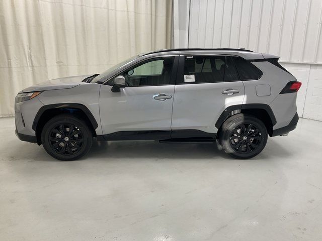 2024 Toyota RAV4 Hybrid SE