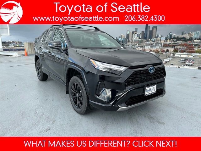 2024 Toyota RAV4 Hybrid SE