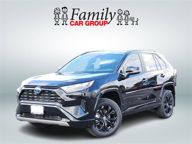 2024 Toyota RAV4 Hybrid SE