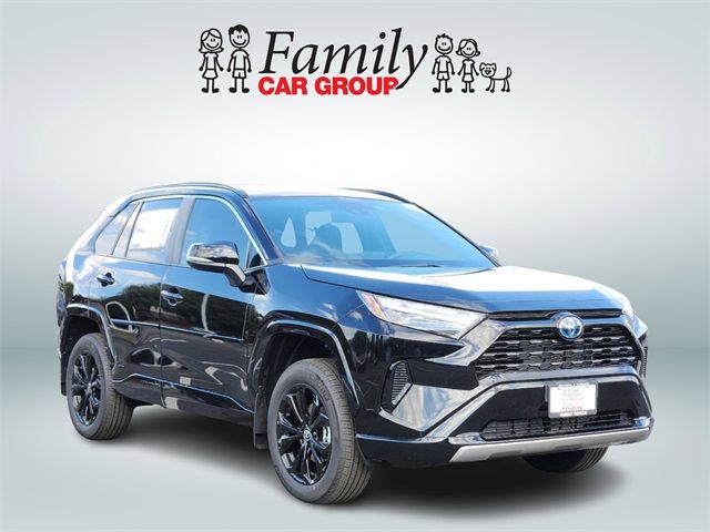 2024 Toyota RAV4 Hybrid SE