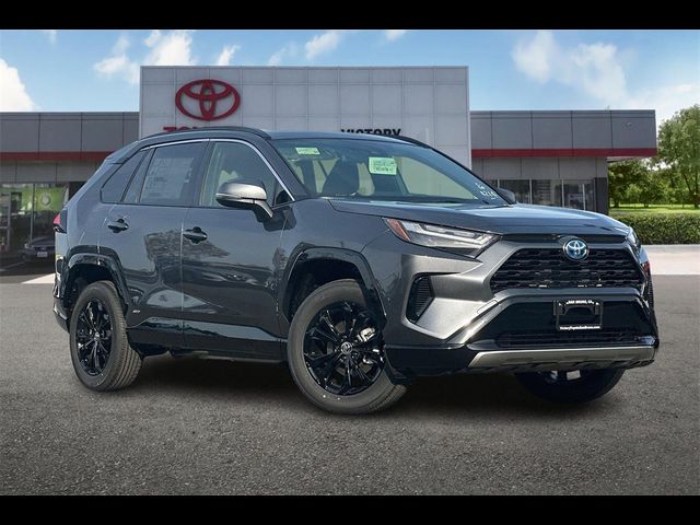 2024 Toyota RAV4 Hybrid SE