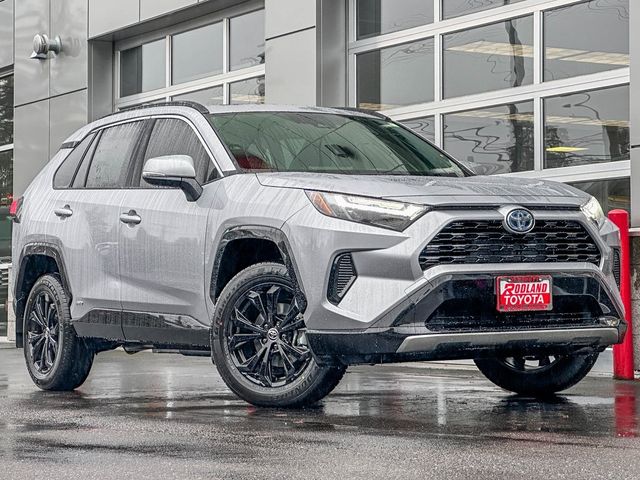 2024 Toyota RAV4 Hybrid SE