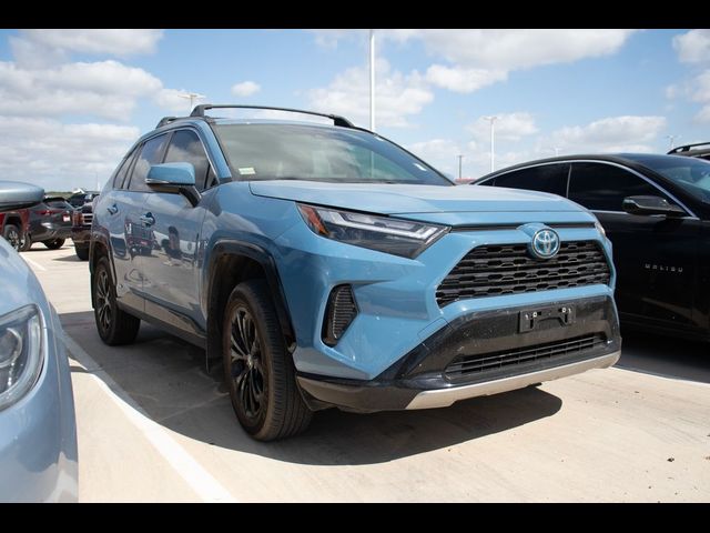 2024 Toyota RAV4 Hybrid SE