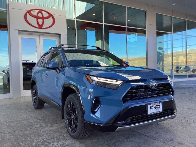 2024 Toyota RAV4 Hybrid SE