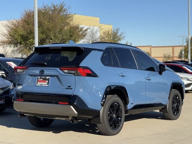 2024 Toyota RAV4 Hybrid SE