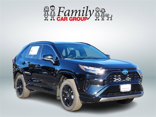 2024 Toyota RAV4 Hybrid SE