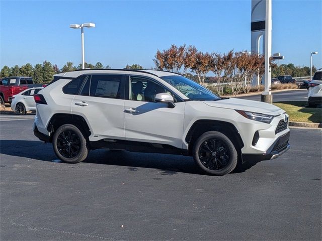 2024 Toyota RAV4 Hybrid SE