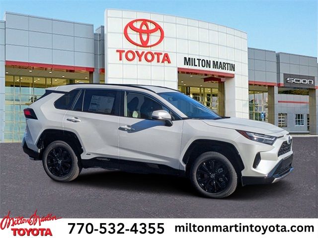 2024 Toyota RAV4 Hybrid SE