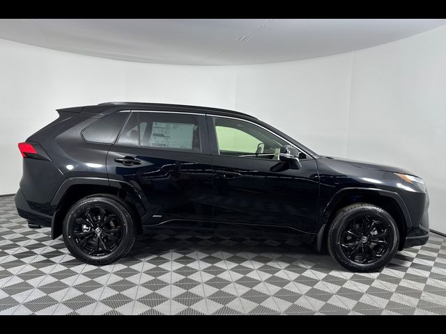 2024 Toyota RAV4 Hybrid SE