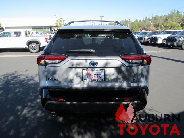 2024 Toyota RAV4 Hybrid SE