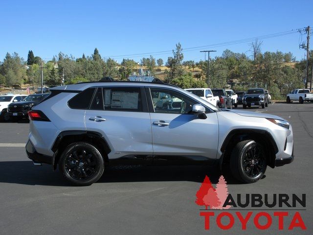 2024 Toyota RAV4 Hybrid SE