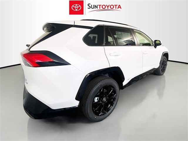 2024 Toyota RAV4 Hybrid SE