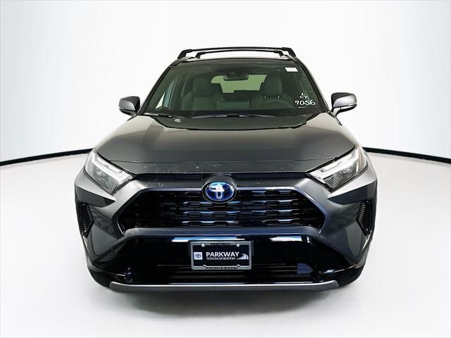 2024 Toyota RAV4 Hybrid SE