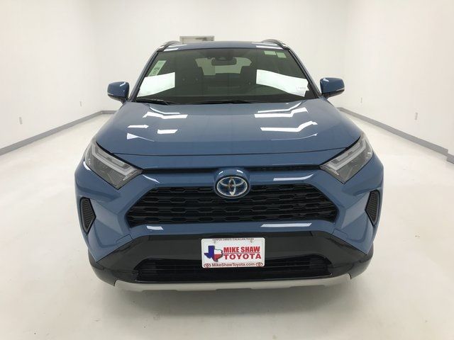 2024 Toyota RAV4 Hybrid SE