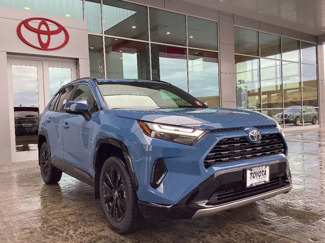 2024 Toyota RAV4 Hybrid SE