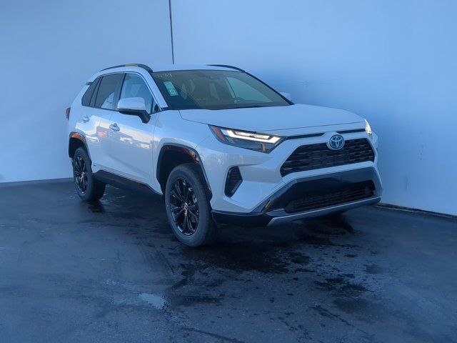 2024 Toyota RAV4 Hybrid SE