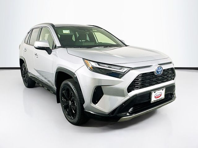 2024 Toyota RAV4 Hybrid SE