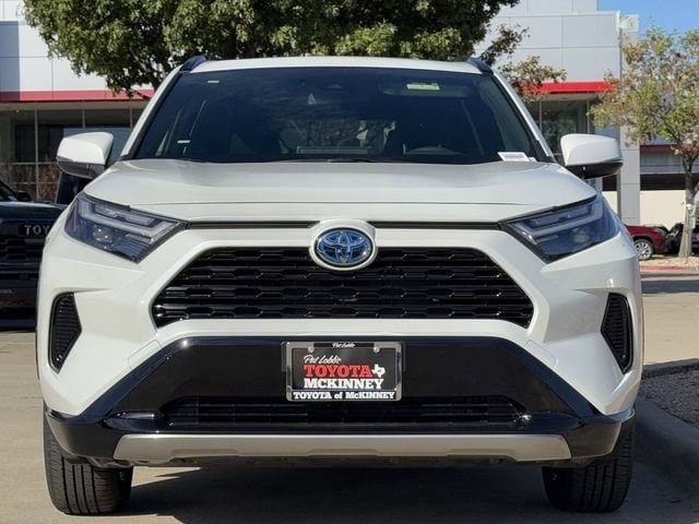 2024 Toyota RAV4 Hybrid SE